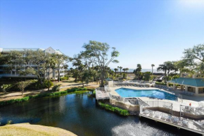 205 Barrington Arms- Oceanfront, Pool! Free Activities Included